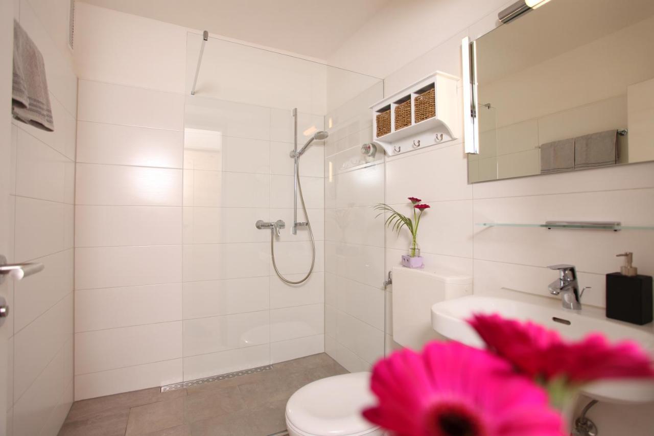 #Demmi'S Zirbenstube Appartement Altstadten Buitenkant foto